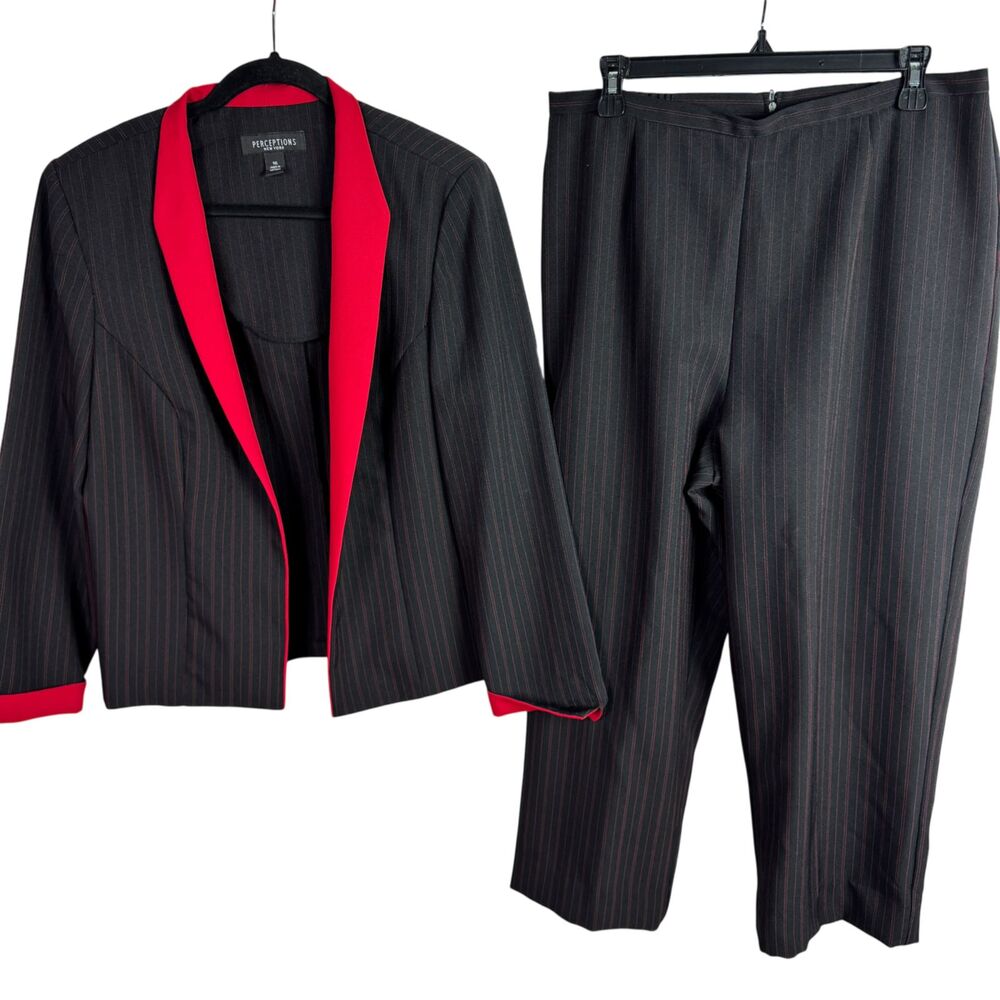Perceptions Women's 2 Piece Pants Suit Size 15 Black/Red Pinstriped Pantsuit
